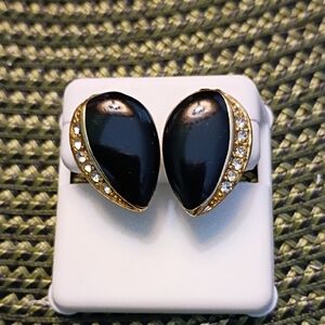 Elegant Black and Gold Teardrop Earrings